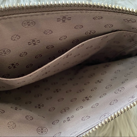 TORY BURCH Tassel Crossbody in French Grey - Picture 6 of 8